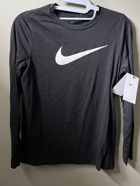 Nike Other - New B22506 Boys LS Legend BLK